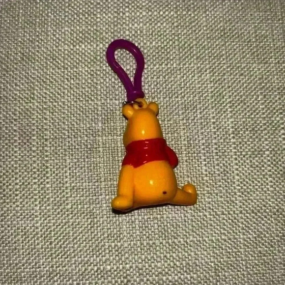 Vintage Winnie the Pooh Keychain bundle - Picture 10 of 10